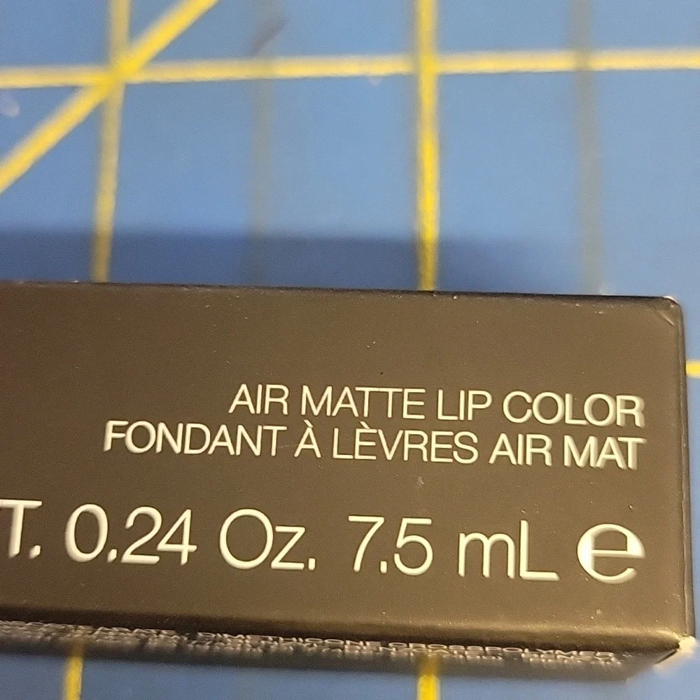 NARS Bold Mattec Red Lipstick Vibrant Color Feisty New